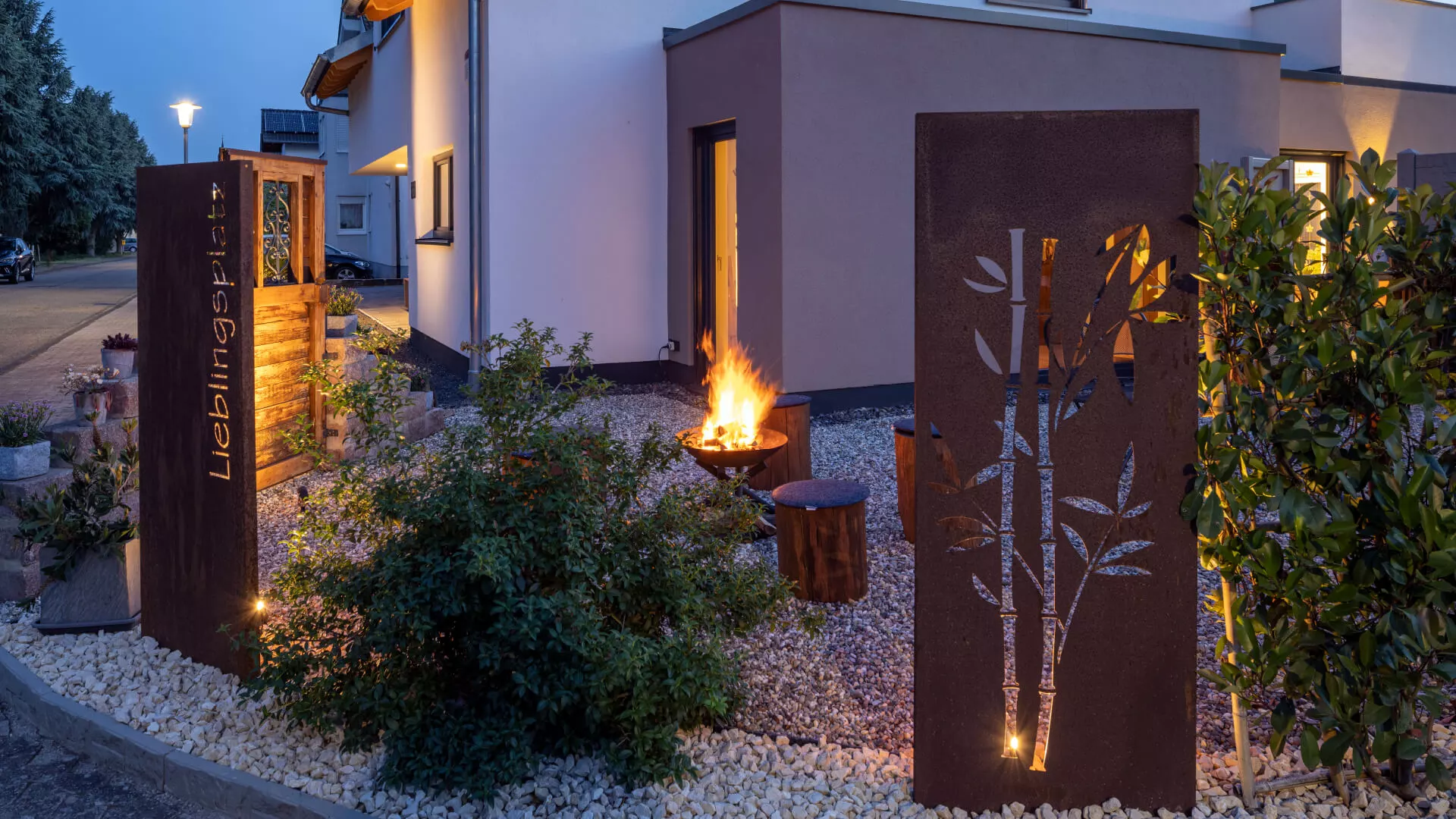 Sichtschutzelemente aus Stahl von Haus Ibach