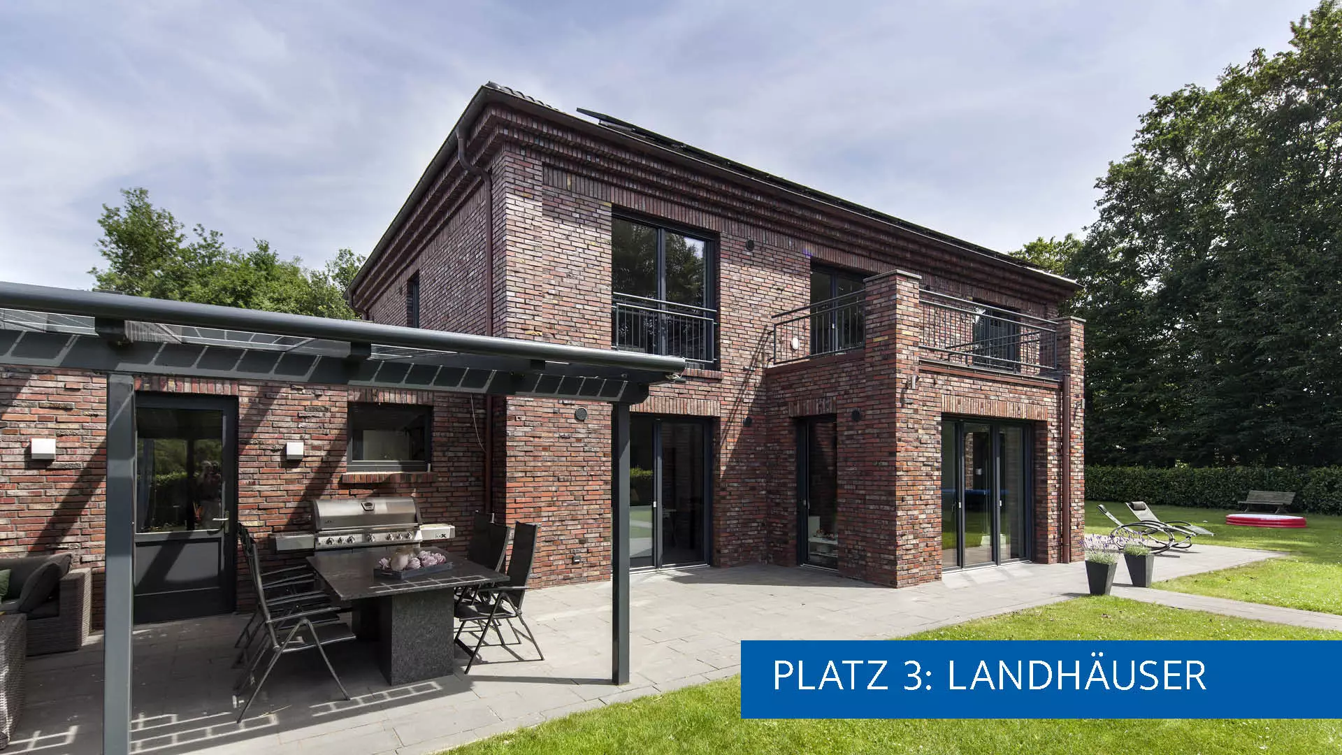 Haus Dorn – offen, stilsicher und modern (Foto: BAUMEISTER-HAUS)