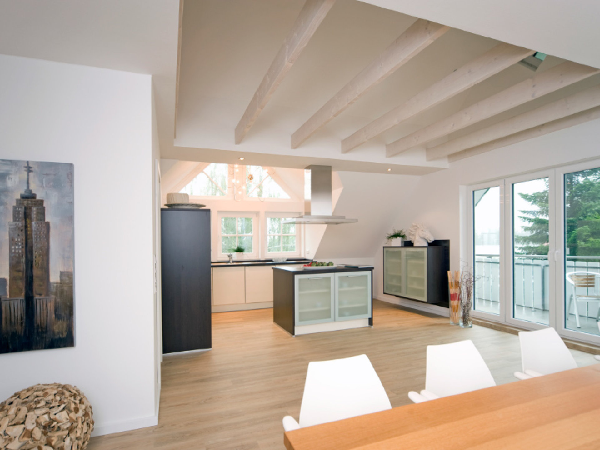 Haus Oberbremer – Auch unterm Dach kann ein freundlich heller und großer Wohnraum entstehen. (Foto: © BAUMEISTER-HAUS)