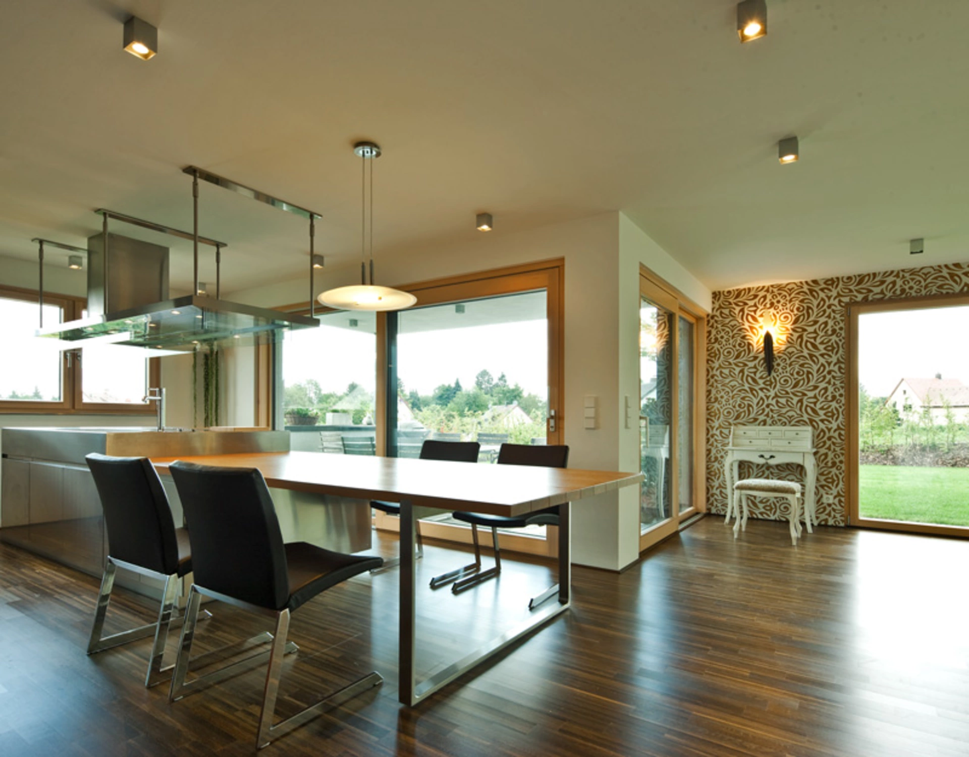 Vielfältige Möglichkeiten der Gestaltung im Innenraum Ihres Hauses. (Foto: Baumeister-Haus)