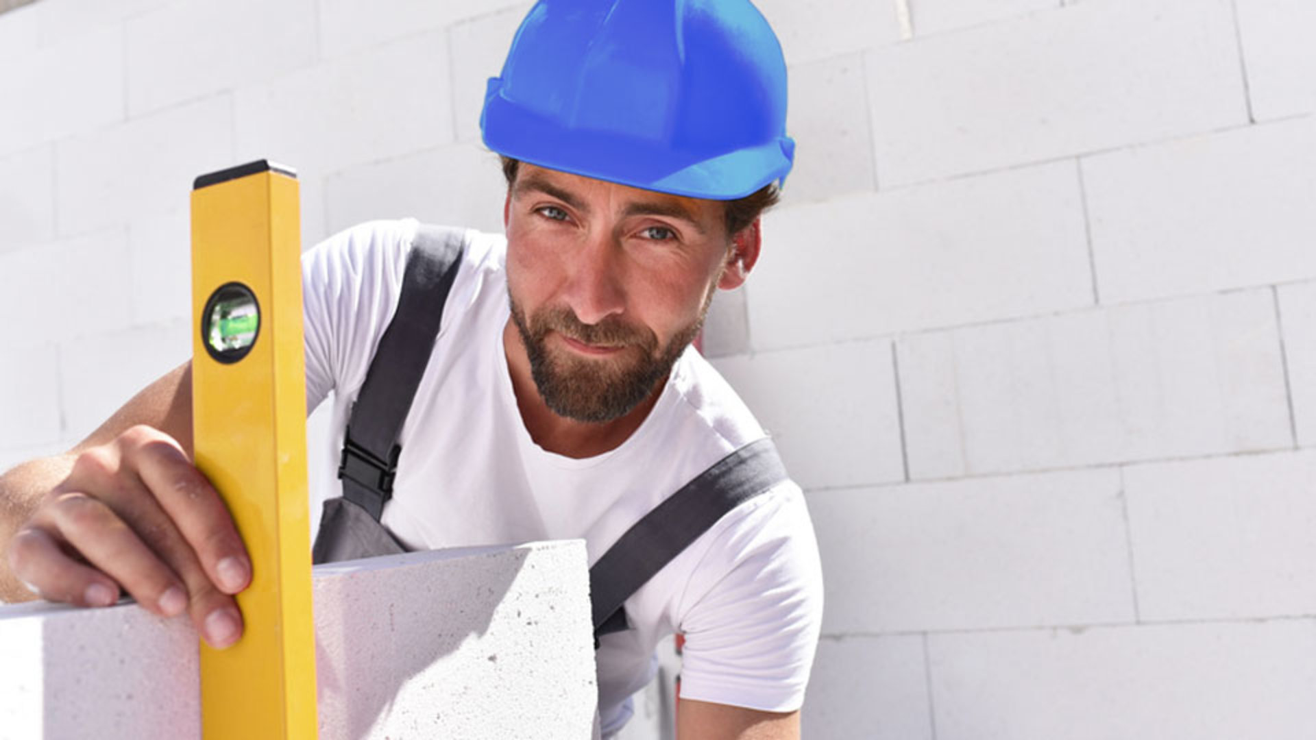 Facharbeiter aus der Region bauen Ihr Haus